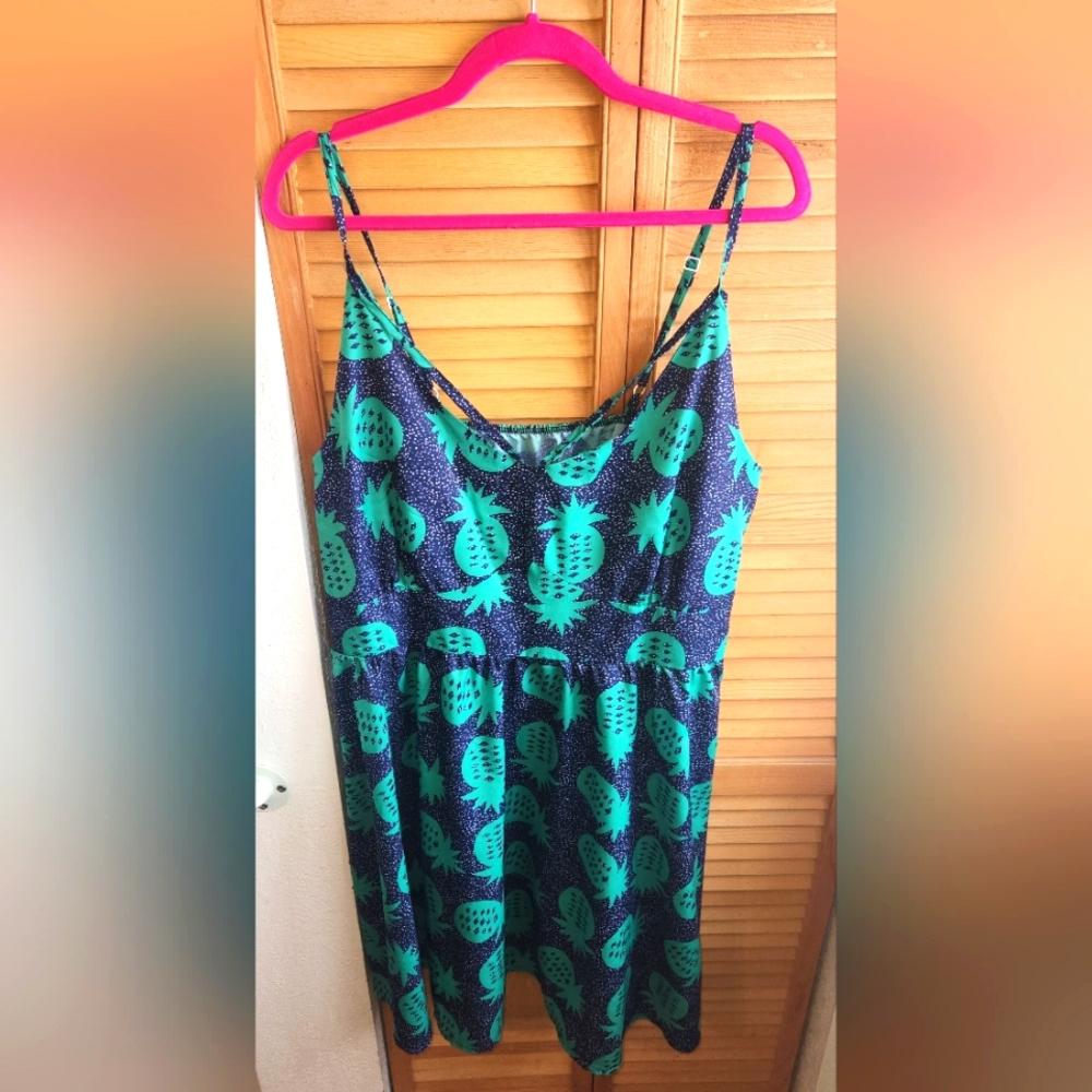 SHEIN Pineapple print Size 3XL